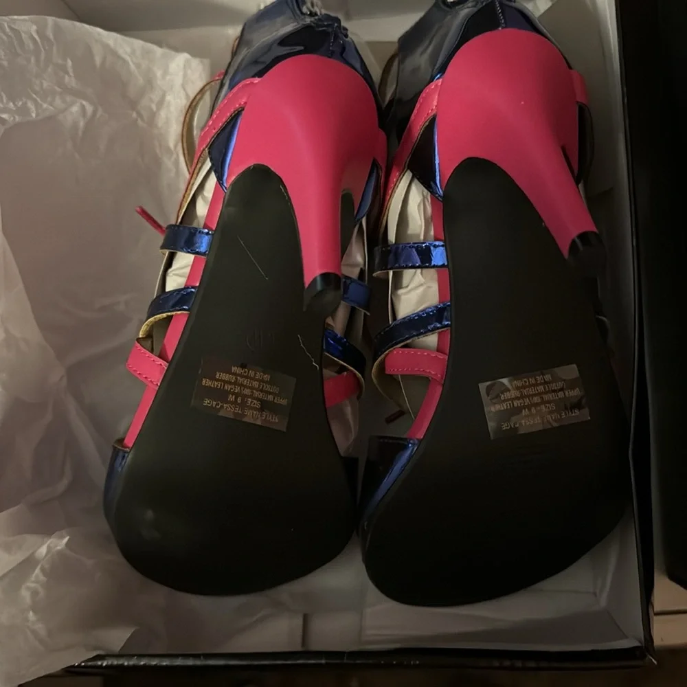 Pink and metallic navy stiletto. Brand new. - Picture 4 of 4